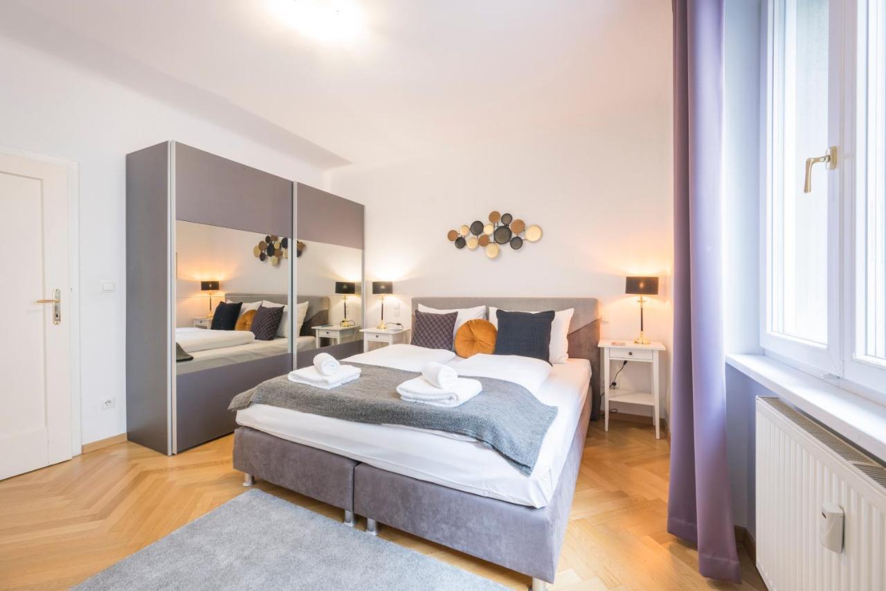 Moulin Rouge Suite Viyana Dış mekan fotoğraf
